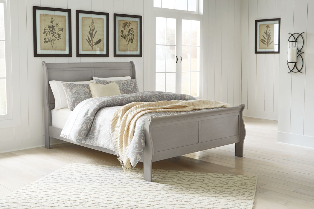 Louis Philippe III Gray Queen Sleigh Bed w/Dresser and Mirror