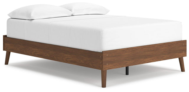 Ashley Fordmont Full Platform Bed - Auburn