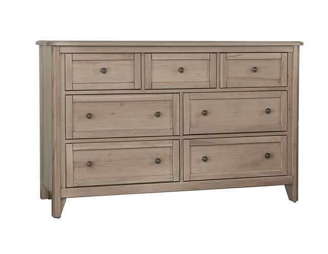 Vaughan-Bassett Woodbridge - Dresser - 7 Drawer - Clear Maple