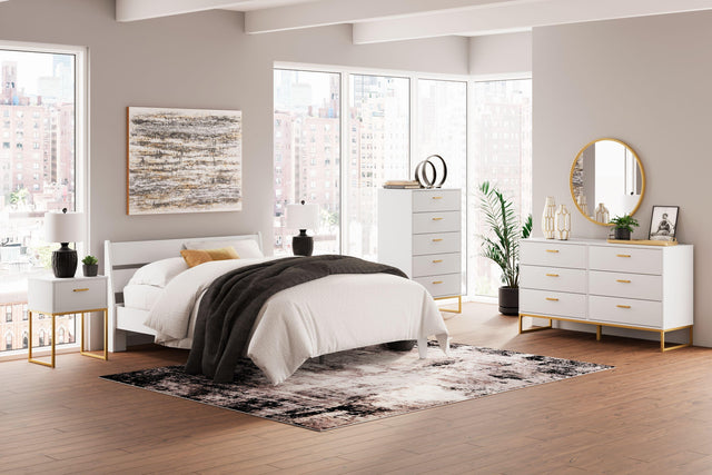 Ashley Socalle - Two-tone - 6 Pc. - Dresser, Chest, Queen Panel Platform Bed, 2 Nightstands