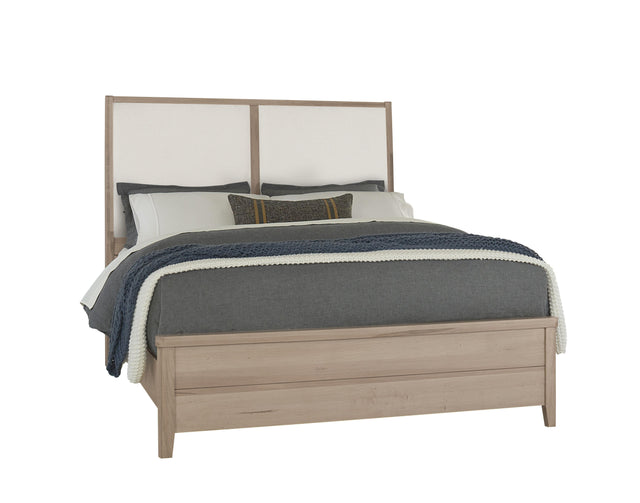 Vaughan-Bassett Woodbridge - King Upholstered Bed With White Fabric - Clear Maple