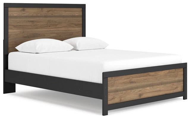 Ashley Vertani - Black - Queen Panel Bed