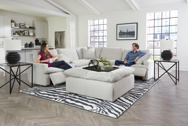 Catnapper Stratus - 3 Piece Power Reclining Sectional With 3 Reclining Seats, Usb Charging Ports And Included Castered Cocktail Ottoman - Cement