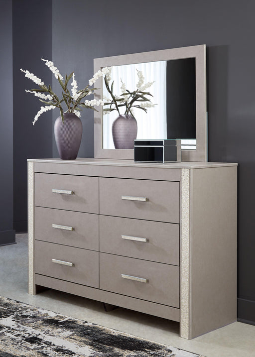 Ashley Surancha - Gray - 7 Pc. - Dresser, Mirror, Chest, Queen Poster Bed