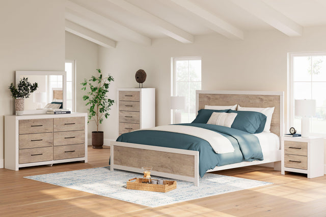 Ashley Charbitt - Two-tone - 6 Pc. - Dresser, Mirror, King Panel Bed, 2 Nightstands