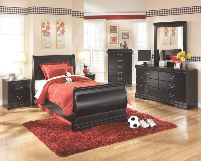 Ashley Huey Vineyard - Black - 5 Pc. - Dresser, Mirror, Twin Sleigh Bed