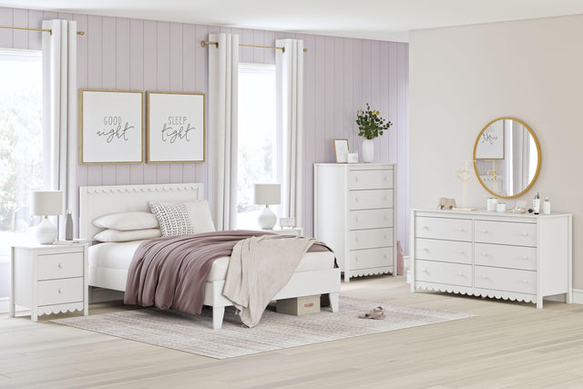 Ashley Hallityn - White - 3 Pc. - Dresser, Full Panel Platform Bed