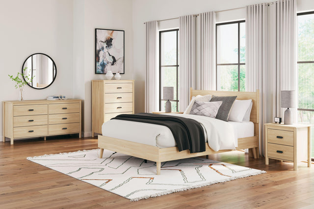 Ashley Cabinella - Tan - 3 Pc. - Dresser, Queen Platform Panel Bed