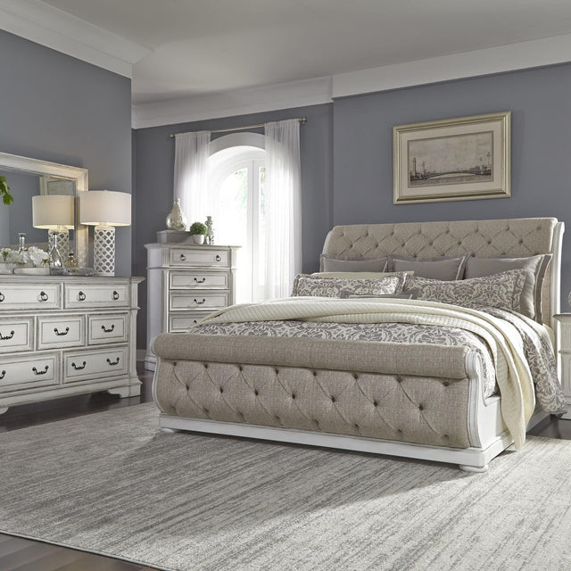 Liberty Furniture Abbey Park - 4 Piece Bedroom Set (California King Sleigh Bed, Dresser & Mirror, Chest) - White