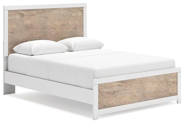 Ashley Charbitt - Two-tone - Queen Panel Bed