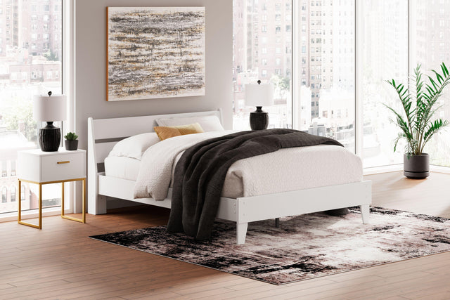 Ashley Socalle - Two-tone - Queen Panel Platform Bed