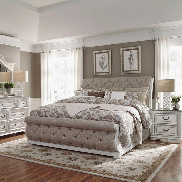 Liberty Furniture Magnolia Manor - 4 Piece Bedroom Set (Queen Upholstered Sleigh Bed, Dresser & Mirror, Nightstand) - White
