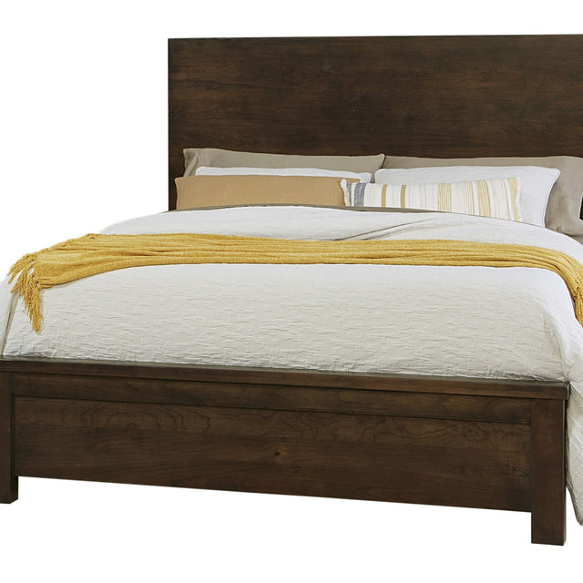 Vaughan-Bassett Crafted Cherry - Ben's Queen Plank Bed - Dark Cherry