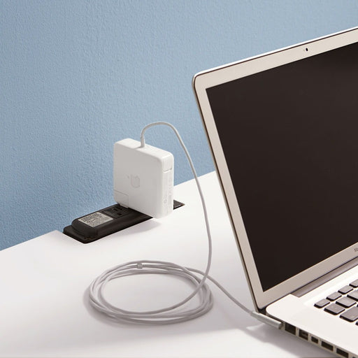 Vaughan-Bassett Bonanza - 2-Drawer Laptop/Tablet Desk with Charging Station - White