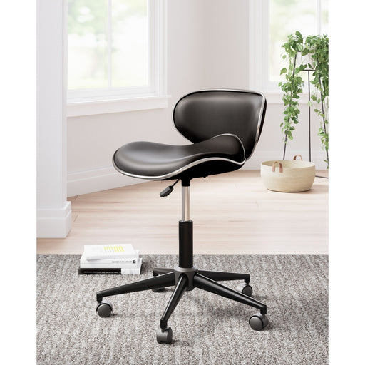 Ashley Beauenali Home Office Desk Chair (1/CN)