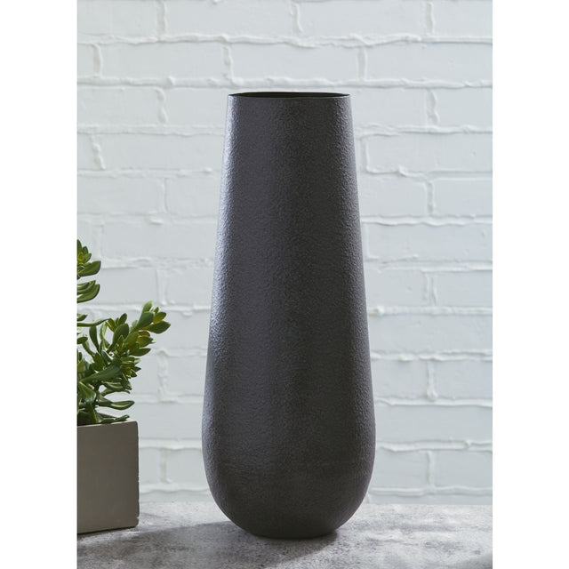 Ashley Fynn Vase