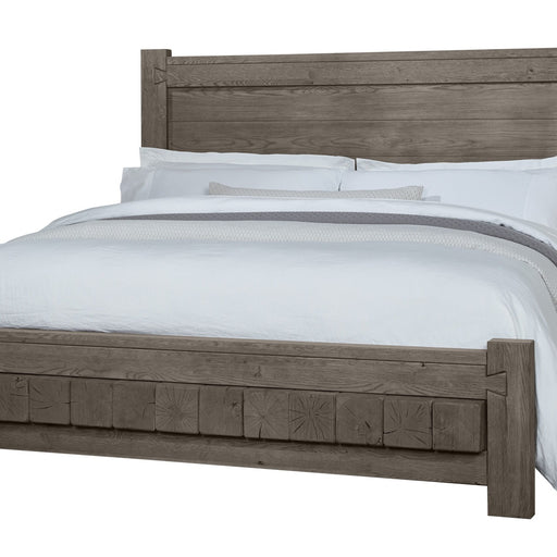 Vaughan-Bassett Dovetail - King Poster Bed With 6 X 6 Footboard - Mystic Grey