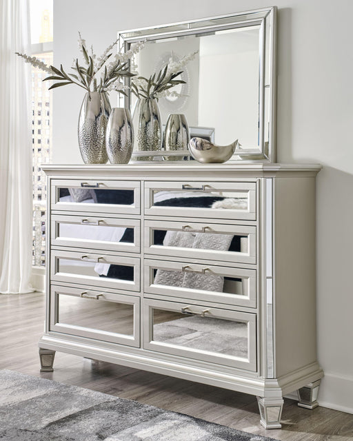 Ashley Lindenfield - Champagne - 8 Pc. - Dresser, Mirror, Chest, King Panel Bed, 2 Nightstands